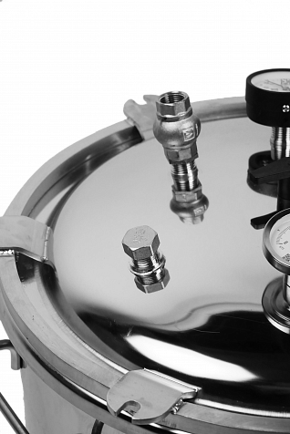 Консерватор газовый МУЛЬТИКОНСЕРВА 46 л, с фальшдном